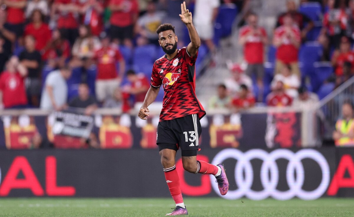 Eric Maxim Choupo-Moting Scores Twice To Rally Red Bulls Past Real Salt Lake 2-1