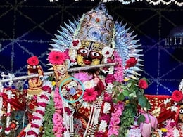 जयपुर के मंदिर में श्रीकृष्ण की चमत्कारी मूर्ति, पल्स रेट से चलती है हाथ में बंधी घड़ी जयपुर के मंदिर में श्रीकृष्ण की चमत्कारी मूर्ति, पल्स रेट से चलती है हाथ में बंधी घड़ी