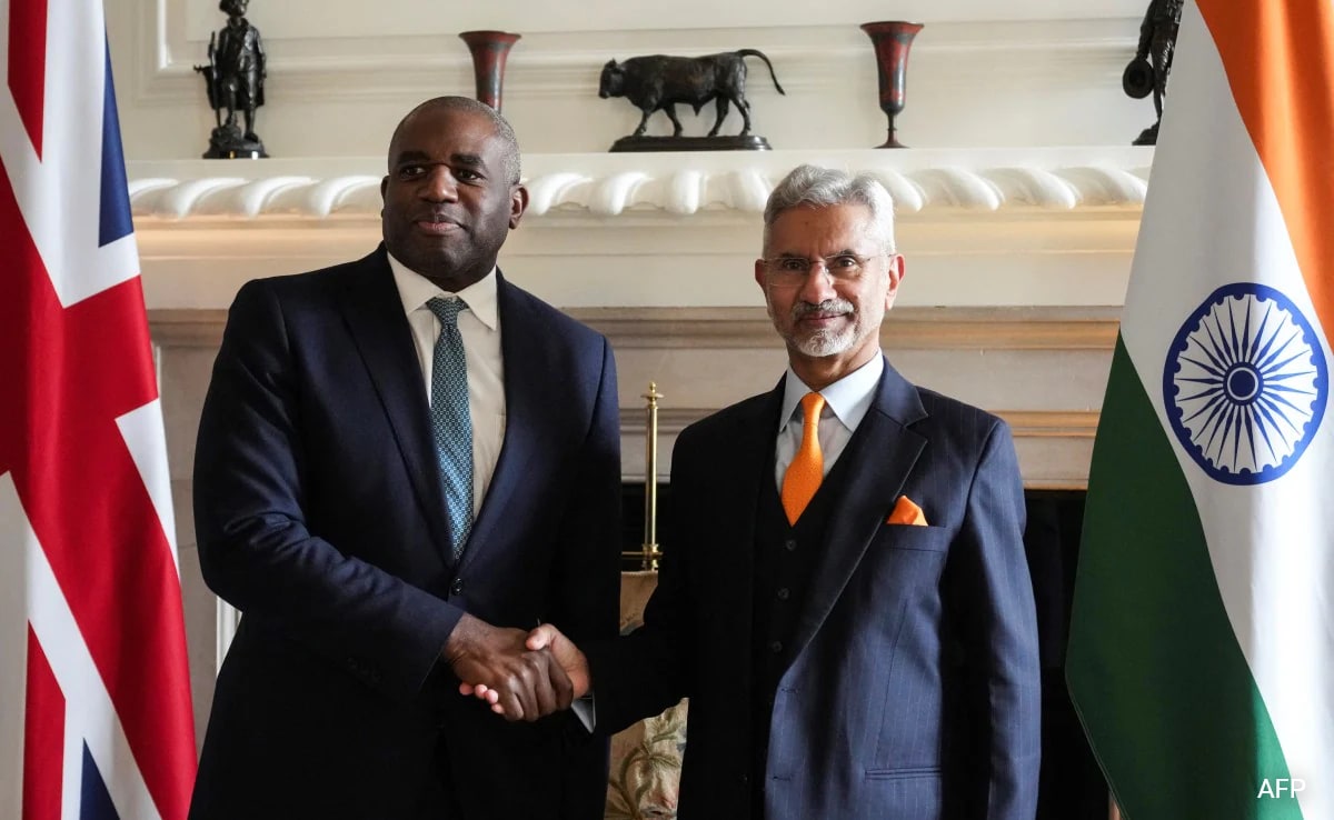 S Jaishankar Speaks To UK Counterpart David Lammy On Ukraine Conflict