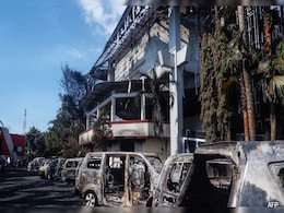 3 Dead After Mob Sets Fire To Indonesian Regional Parliament Building 3 Dead After Mob Sets Fire To Indonesian Regional Parliament Building