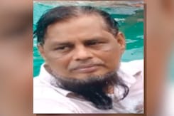Maharashtra Doctor Dies After Bike Hits Pothole, Run Over by Truck Maharashtra Doctor Dies After Bike Hits Pothole, Run Over by Truck