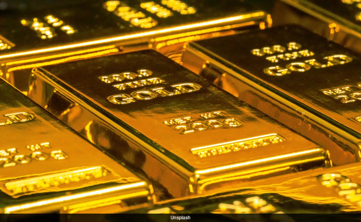 Gold Hits Record High After US Tariff Decision, Silver Crosses Rs 1.15 Lakh