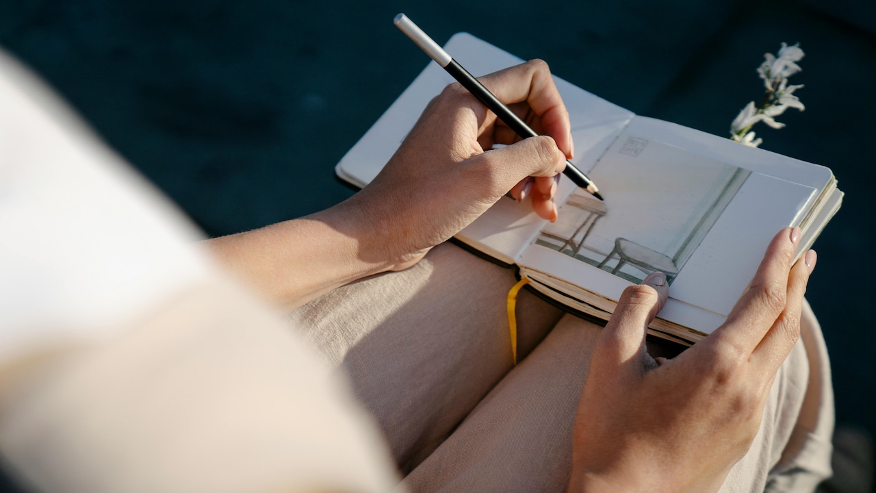 Reports suggest that left-handedness is more common in men than in women.