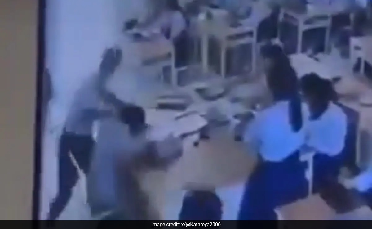 Thai Student Attacks Teacher Over Exam Score, Video Shows