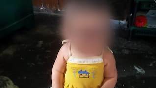 बेटे की थी चाहत तो पुलिसकर्मी पिता ने अपनी ही नन्‍ही बच्‍ची को खिला दिया जहरीला बिस्किट!