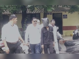 Nagpur Crime: दारुमुळे वडिलांचा मृत्यू! बदला घेण्यासाठी मुलाचा भलताच प्लॅन, बारमध्ये शिरायचा अन्.... Nagpur Crime: दारुमुळे वडिलांचा मृत्यू! बदला घेण्यासाठी मुलाचा भलताच प्लॅन, बारमध्ये शिरायचा अन्....