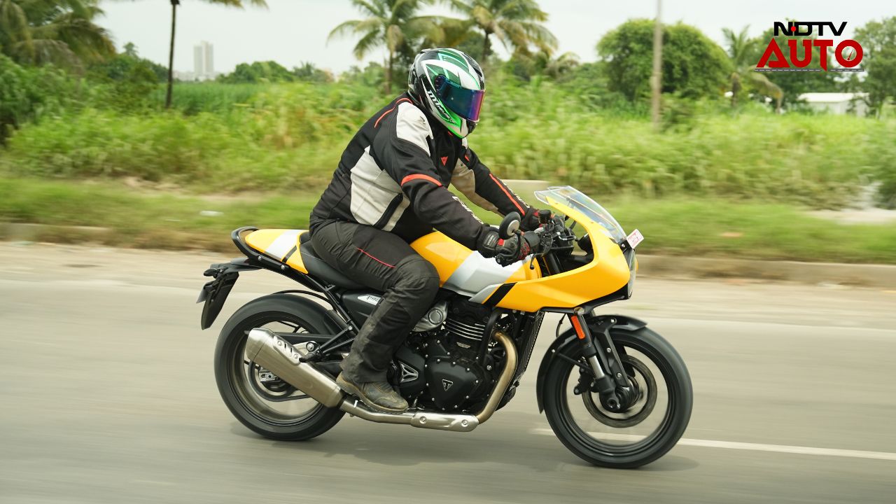 Triumph Thruxton 400 Review; Bringing Back The Café Racer Cool