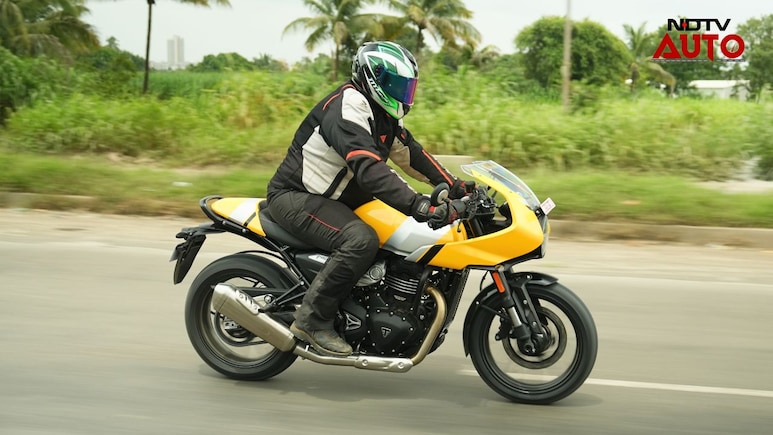 Triumph Thruxton 400 Review; Bringing Back The Café Racer Cool Triumph Thruxton 400 Review; Bringing Back The Café Racer Cool
