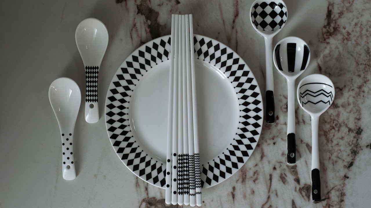 Get Plates For Family Dinners To Festive Hosting From Myntra
