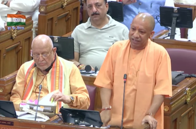 इस उम्र में तो... विधानसभा में जब योगी ने सपा नेता  माता प्रसाद को निशाने पर ले लिया