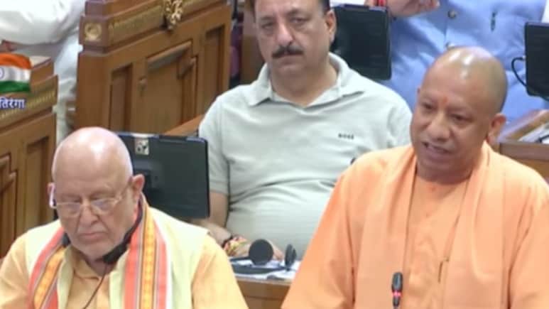 पहली बार बिना ब्रेक के 24 घंटे चलेगी UP विधानसभा, अखिलेश यादव बोले- 'ये सब पागलपन'