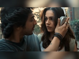 अगर ऐसा होता 'सैयारा' का क्लाइमैक्स तो क्या हिट होती फिल्म! ChatGPT का जवाब सुन मेकर्स के उड़े होश, बोला- हीरो-हीरोइन दोनों को... अगर ऐसा होता 'सैयारा' का क्लाइमैक्स तो क्या हिट होती फिल्म! ChatGPT का जवाब सुन मेकर्स के उड़े होश, बोला- हीरो-हीरोइन दोनों को...
