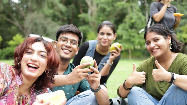 Why Indians' Obsession With Mangoes Is Deeper Than You Think -  Inside Delhi's Zero-Waste Mango Festival