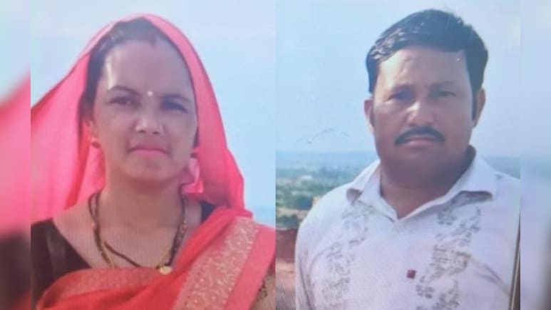 Rajasthan: धौलपुर में तेज रफ्तार कार की टक्कर से बाइक सवार पति-पत्नी की मौत, देवता की पूजा कर लौट रहे थे Rajasthan: धौलपुर में तेज रफ्तार कार की टक्कर से बाइक सवार पति-पत्नी की मौत, देवता की पूजा कर लौट रहे थे