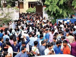 Govt Jobs: 1590 पदों के लिए 3.5 लाख से अधिक उम्मीदवार आजमाएंगे किस्मत, आज से शुरू हुई SSC स्टेनोग्राफर 2025 परीक्षा Govt Jobs: 1590 पदों के लिए 3.5 लाख से अधिक उम्मीदवार आजमाएंगे किस्मत, आज से शुरू हुई SSC स्टेनोग्राफर 2025 परीक्षा