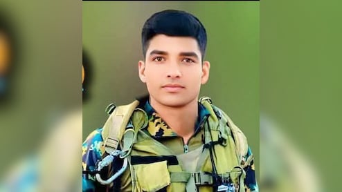 बिहार : शहीद अंकित यादव का पार्थिव शरीर आज पहुंचेगा नवगछिया, परिवार को शहादत पर है गर्व