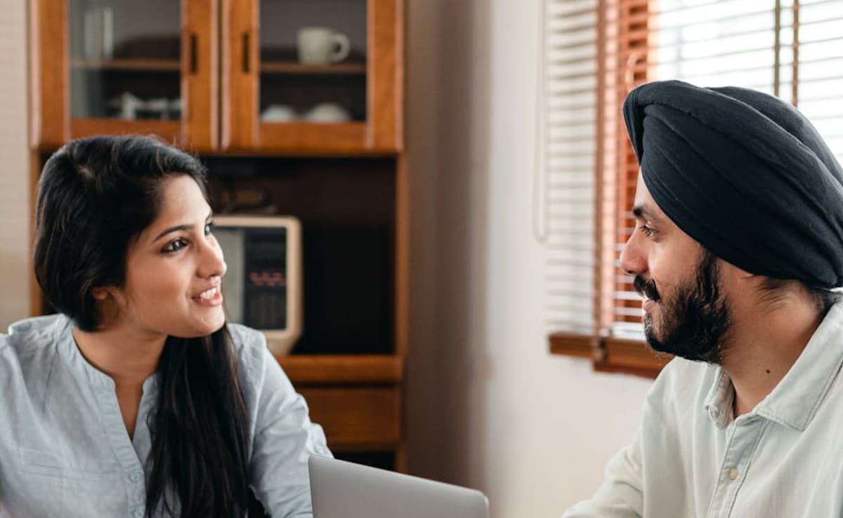 Creating a safe corporate workplace involves communicating clearly and building trust Creating a safe corporate workplace involves communicating clearly and building trust