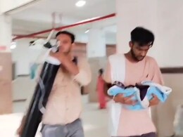 चरक भवन अस्पताल में शर्मनाक नजारा, नवजात शिशु को ऑक्सीजन लगाकर गोद में ले गए परिजन चरक भवन अस्पताल में शर्मनाक नजारा, नवजात शिशु को ऑक्सीजन लगाकर गोद में ले गए परिजन