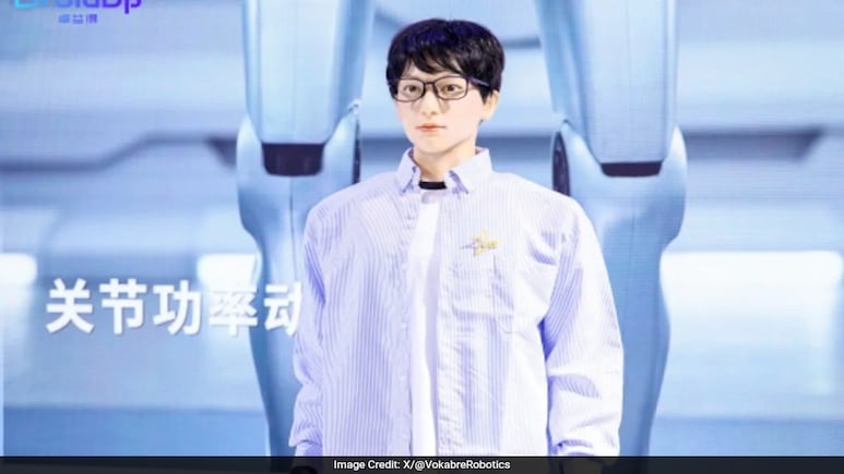 'Robots Replacing Students?': China's First AI Robot Joins PhD Programme 'Robots Replacing Students?': China's First AI Robot Joins PhD Programme