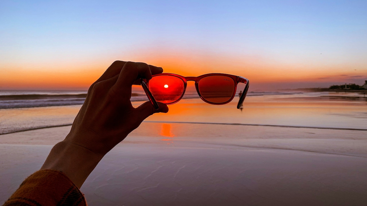 Get Easy DIY Sunglasses Repair Guide 