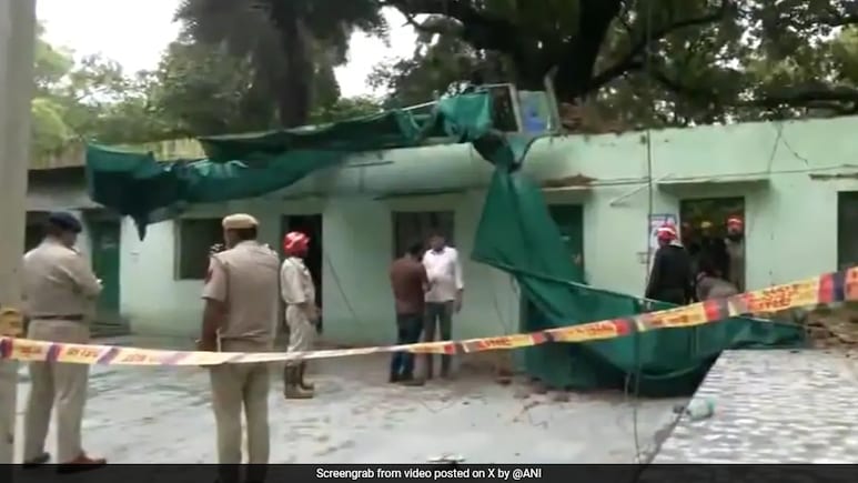Death Count Of Roof Collapse At Dargah Near Delhi's Humayun's Tomb Rises To 7