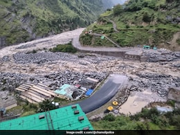 Char Dham, Hemkund Sahib Yatra Postponed Amid Heavy Rain, Landslide Alert Char Dham, Hemkund Sahib Yatra Postponed Amid Heavy Rain, Landslide Alert