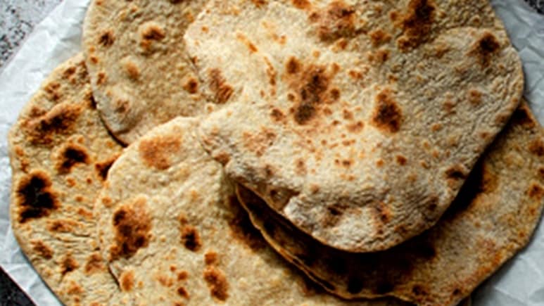 चपाती: सेहत का खजाना, डायबिटीज से दिल तक रखे दुरुस्त चपाती: सेहत का खजाना, डायबिटीज से दिल तक रखे दुरुस्त