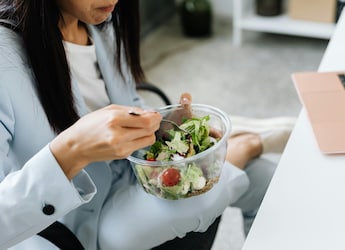 Swiggy Launches 'DeskEats' Feature To Cater To Officegoers In 30 Indian Cities