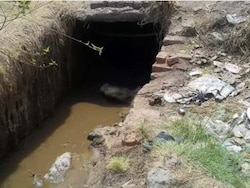 Boy Falls Into Drain While Chasing Kite In Delhi