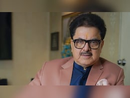 बॉलीवुड सेलिब्रिटीज ने जया बच्चन के व्यवहार को लेकर नाराजगी जाहिर की बॉलीवुड सेलिब्रिटीज ने जया बच्चन के व्यवहार को लेकर नाराजगी जाहिर की