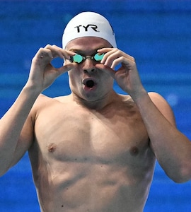 Leon Marchand Wins Dominant 400m Medley World Title