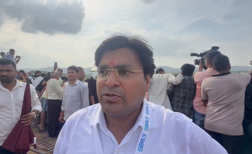 GenX AI के अधिकारी GenX AI के अधिकारी