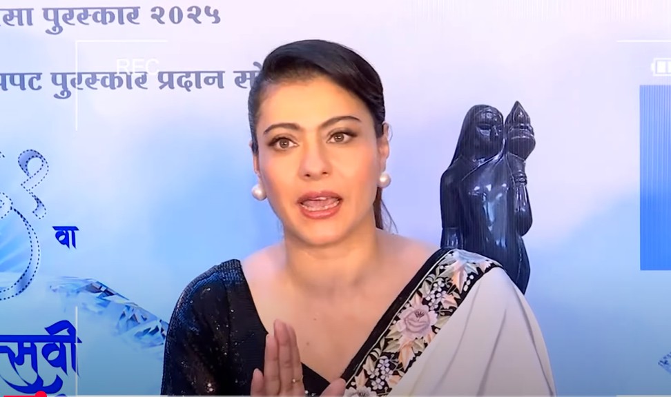 'अभी मैं हिंदी में बोलूं?' पैपराजी ने मराठी की जगह हिंदी में बोलने को कहा तो भड़क गईं काजोल
