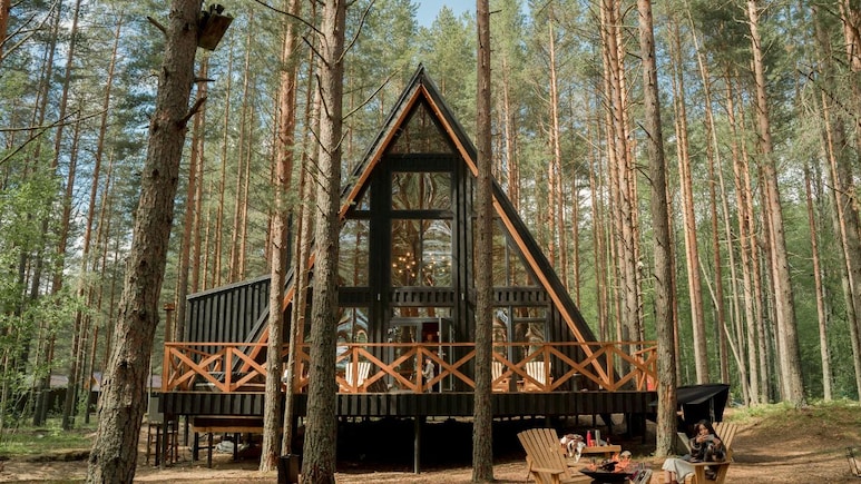 8 Unique Airbnbs In Himachal Pradesh That Deserve A Spot On Your Travel Wishlist 8 Unique Airbnbs In Himachal Pradesh That Deserve A Spot On Your Travel Wishlist