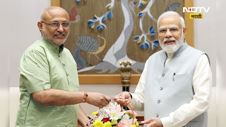 C.P. Radhakrishnan: उपराष्ट्रपतीपदाची उमेदवारी मिळालेले सी.पी. राधाकृष्णन कोण? काय आहे राजकीय पार्श्वभूमी? C.P. Radhakrishnan: उपराष्ट्रपतीपदाची उमेदवारी मिळालेले सी.पी. राधाकृष्णन कोण? काय आहे राजकीय पार्श्वभूमी?