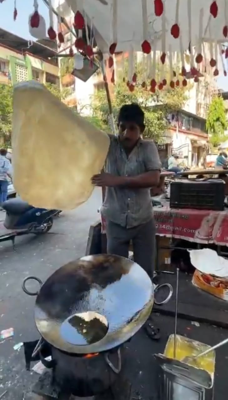 Viral 'Paseena Parantha' Video Leaves Internet Shocked, Disgusted And Talking