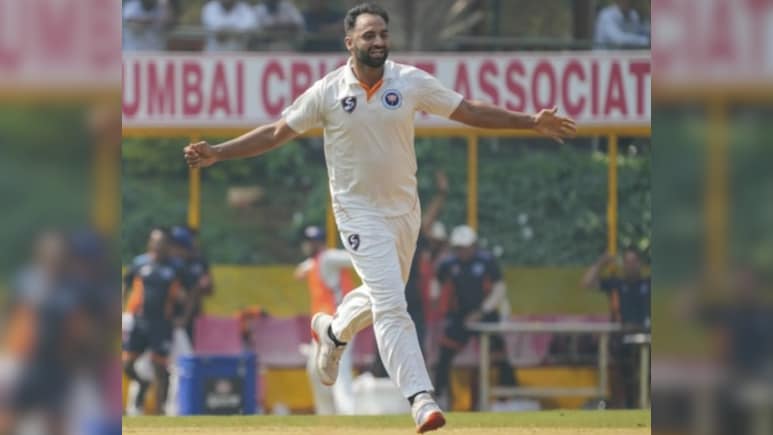 W,W,W,W, कौन हैं घाटी से निकले औकिब जावेद? जिन्होंने डेब्यू करते हुए दलीप ट्रॉफी में रच दिया इतिहास