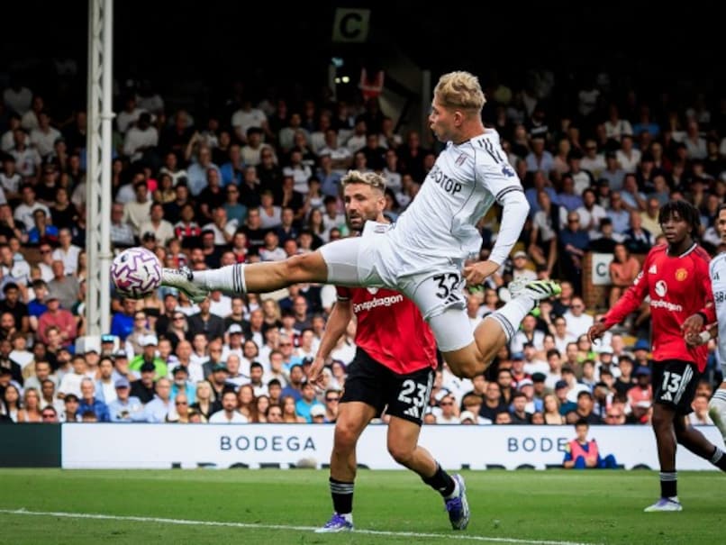 Emile Smith Rowes Equaliser Leaves Manchester United Searching For First Win