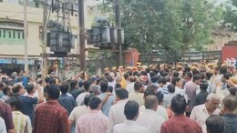 Rajasthan: पुलिस हिरासत में सर्राफा व्यापारी की मौत, उदयपुर में सड़क पर उतरे दुकानदार, थाने का घेराव