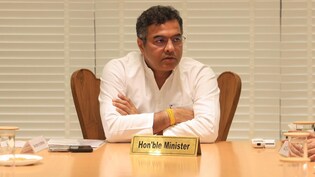 पीएम मोदी की अपील के बाद दिल्ली सरकार के दफ्तरों में &lsquo;नो कार डे&rsquo;, अफसरों की विदेश यात्रा पर रोक