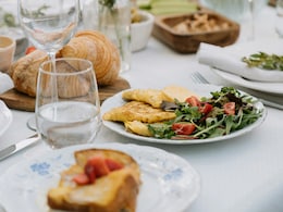 8 Unique Breakfast Dishes That Start Your Morning With A Bang Of Fibre And Protein 8 Unique Breakfast Dishes That Start Your Morning With A Bang Of Fibre And Protein