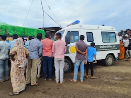 पत्नी को लोहे की रॉड से मारकर की हत्या, फिर खुद फांसी लगा ली... बढ़ रहे पति-पत्नी के मामले पत्नी को लोहे की रॉड से मारकर की हत्या, फिर खुद फांसी लगा ली... बढ़ रहे पति-पत्नी के मामले