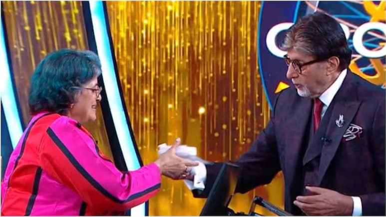 Kaun Banega Crorepati 17: Amitabh Bachchan Keeps Female Contestant's Lipstick-Stained Handkerchief In His Pocket. She Says, "Sir, Jaya Ji..." Kaun Banega Crorepati 17: Amitabh Bachchan Keeps Female Contestant's Lipstick-Stained Handkerchief In His Pocket. She Says, "Sir, Jaya Ji..."