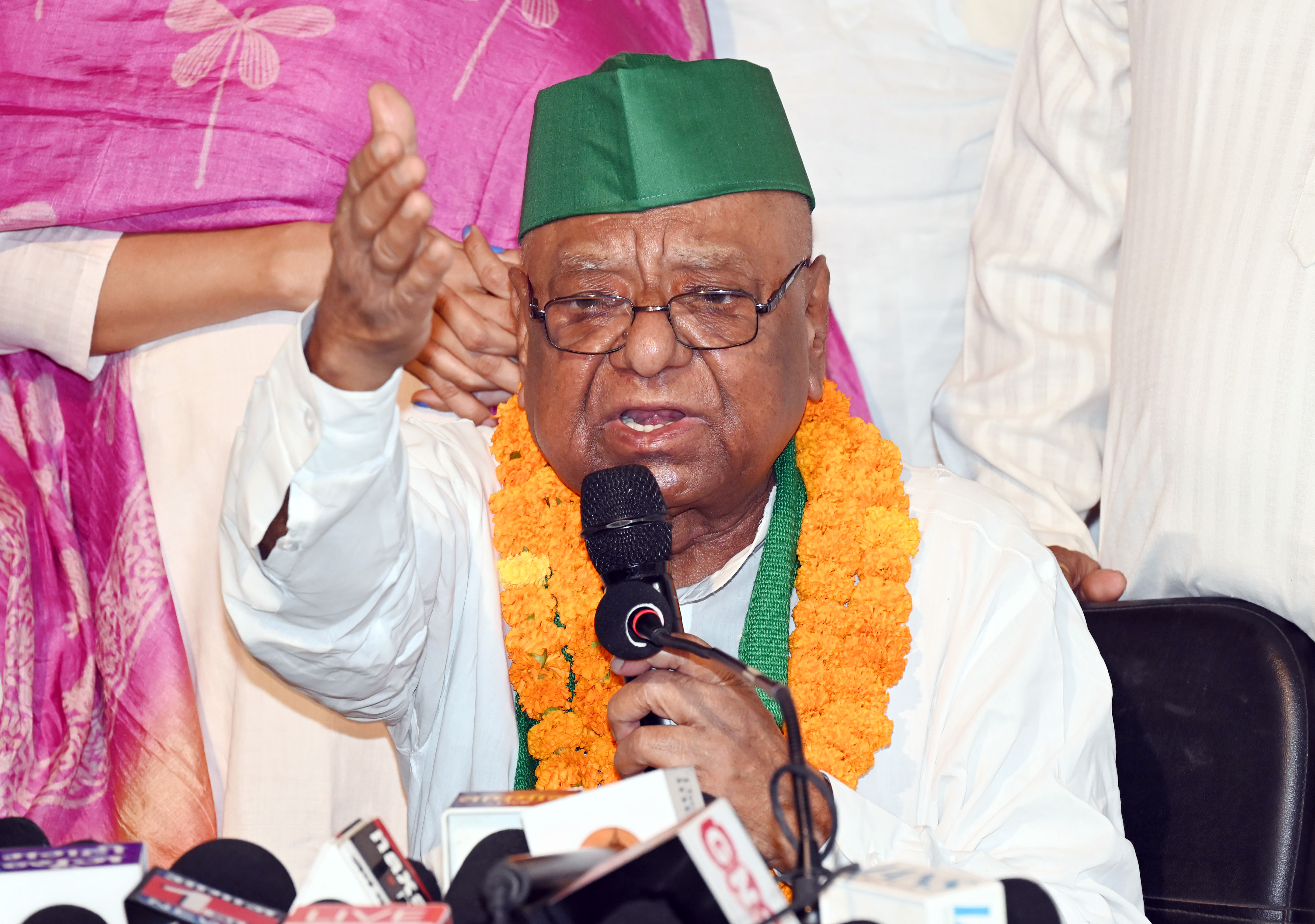 कह देने से कोई घुसपैठिया नहीं हो जाता... RJD के प्रदेश अध्यक्ष मंगनीलाल मंडल