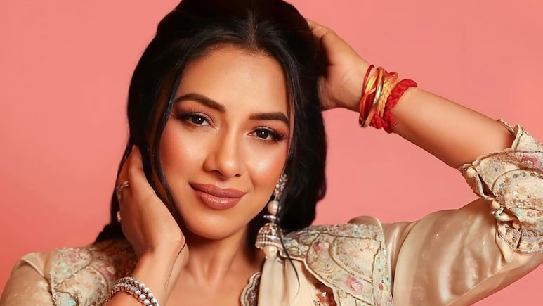 TV की अनुपमा ने सौतेली बेटी के खिलाफ मानहानि मामले में कोर्ट में दर्ज कराया बयान, मांगा 50 करोड़ रुपए मुआवजा