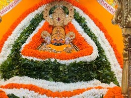 Khatushyamji: तिरंगे फूलों से सजा खाटूश्यामजी का दरबार, 3 दिन तक भक्तों की रहेगी भारी भीड़