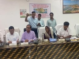 'जिला परिषद सदस्य नहीं हो जो इस बैठक में बोल रहे', अपनी पार्टी के युवा मोर्चा अध्यक्ष पर भड़के विधायक 'जिला परिषद सदस्य नहीं हो जो इस बैठक में बोल रहे', अपनी पार्टी के युवा मोर्चा अध्यक्ष पर भड़के विधायक