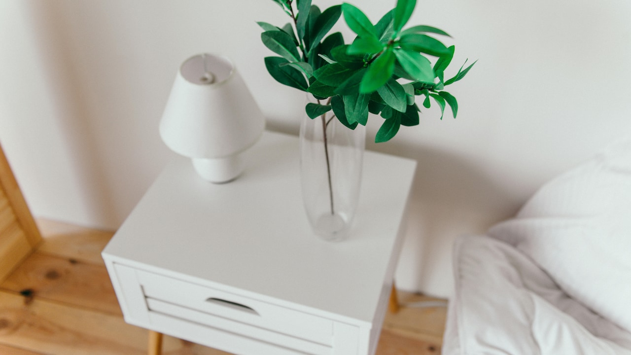 Get Top Side Tables For Your Bedroom Under 1000 Budget From Flipkart