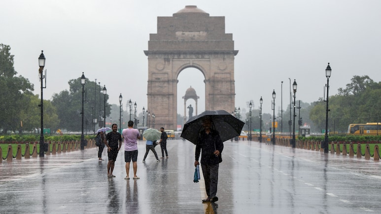 दिल्ली में फिर आंधी-तूफान के साथ बारिश, इन राज्यों में भी अलर्ट; जानिए अपने शहर का मौसम दिल्ली में फिर आंधी-तूफान के साथ बारिश, इन राज्यों में भी अलर्ट; जानिए अपने शहर का मौसम