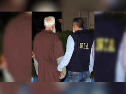 तहव्वुर राणा को मिला अपने परिवार से बात करने की इजाजत, पैरवी के लिए रख सकेगा निजी वकील तहव्वुर राणा को मिला अपने परिवार से बात करने की इजाजत, पैरवी के लिए रख सकेगा निजी वकील